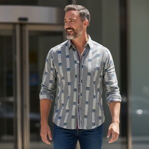 Robert Graham Blue and Gray Patterned Shirt - Size Medium